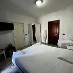 Oda ve Kahvaltı Nunzia Ercolano