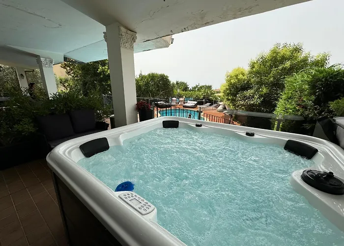 Nunzia Alojamento de Acomodação e Pequeno-almoço 4*