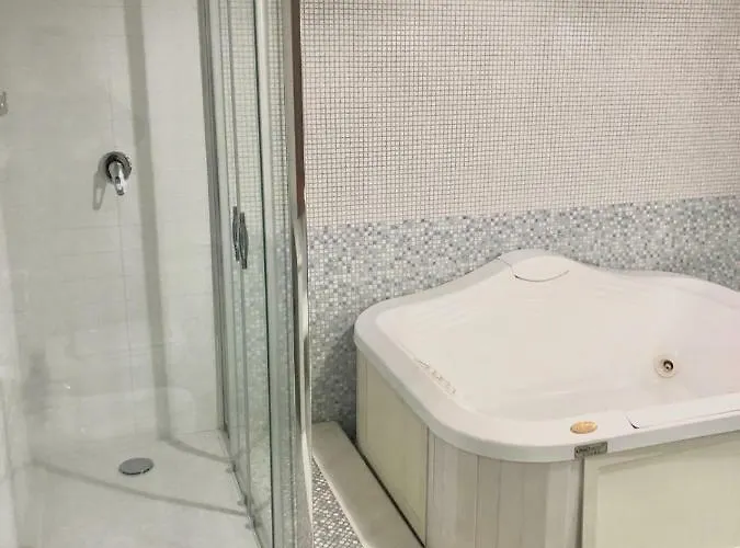 Nunzia Alojamento de Acomodação e Pequeno-almoço 4*