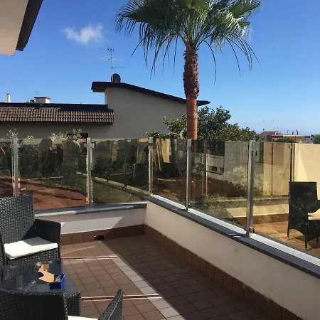 Nunzia Nocleg ze śniadaniem